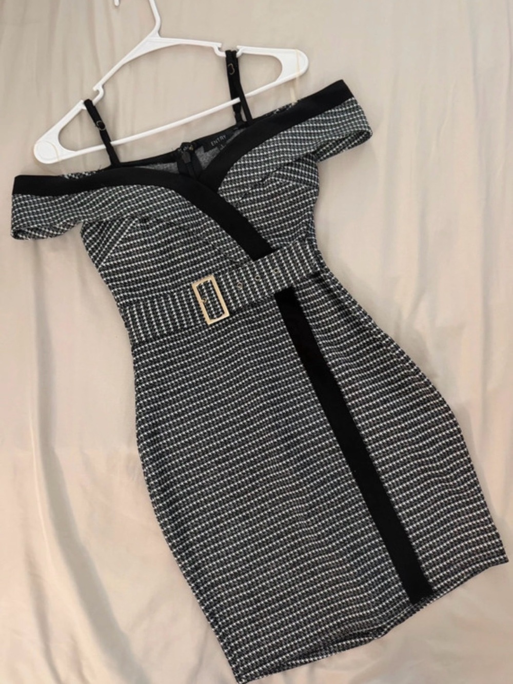 Off-Shoulder Houndstooth Belted Sheath Dress - Black & White